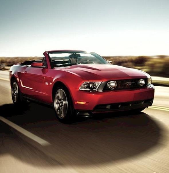 2010 Ford Mustang Convertible